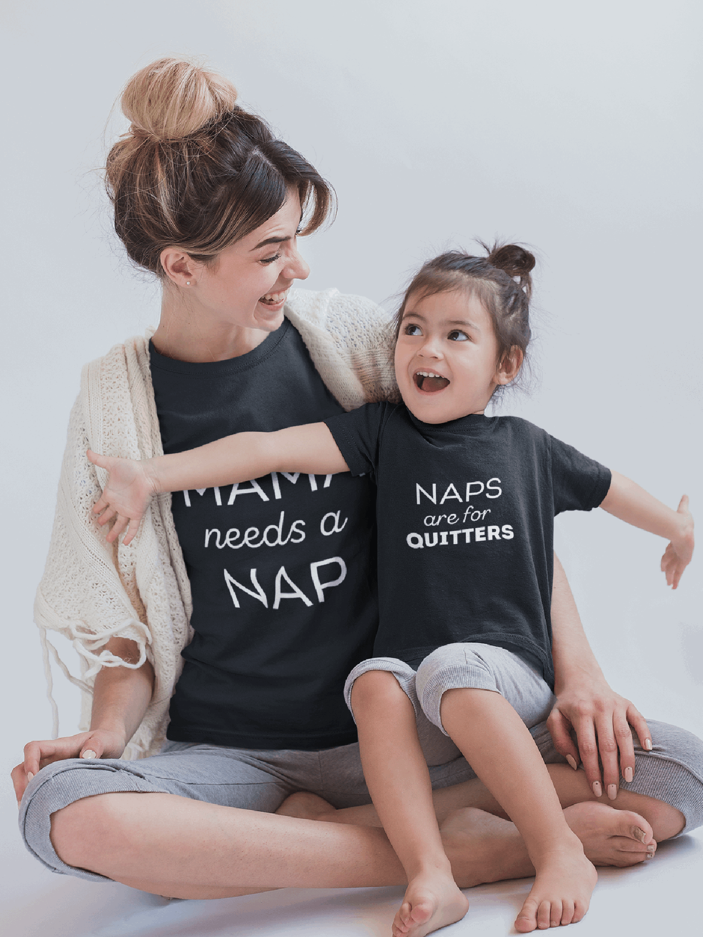 Set tricouri mamă-copil MAMA NEEDS A NAP / NAPS ARE FOR QUITTERS