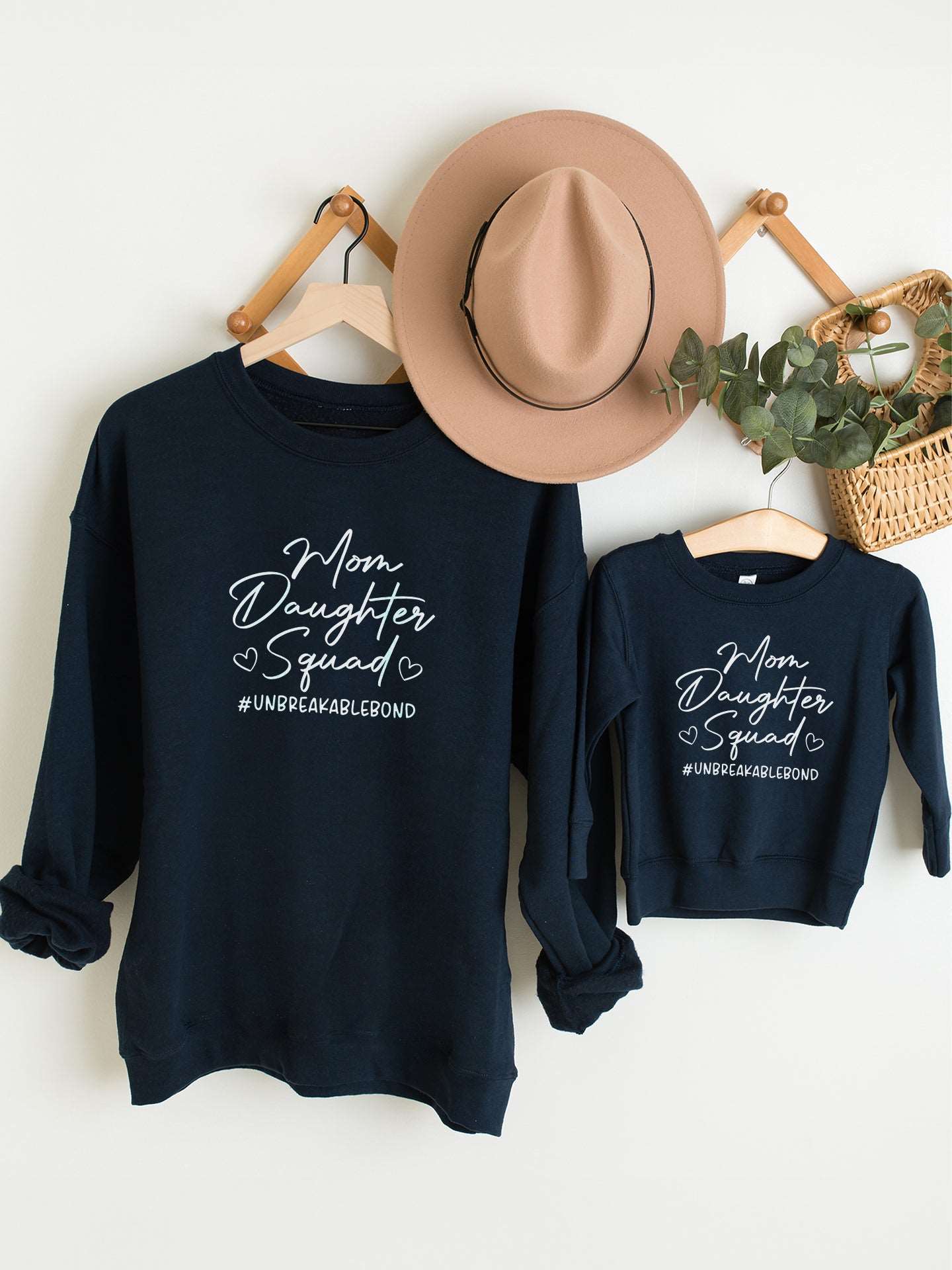 set_bluze-cu-maneca-lunga-bluza-sweatshirts-mama-fiica-fata-bumbac-organic-premium-vegan-hay-creations-colectia-mom-life-mom-daughter-squad-navy