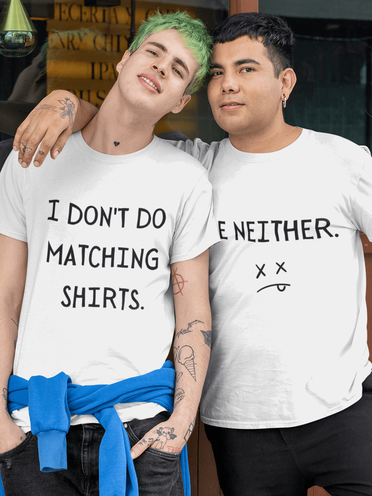 Set tricouri cuplu LGBT I Don't Do Matching Shirts/ Me Neither