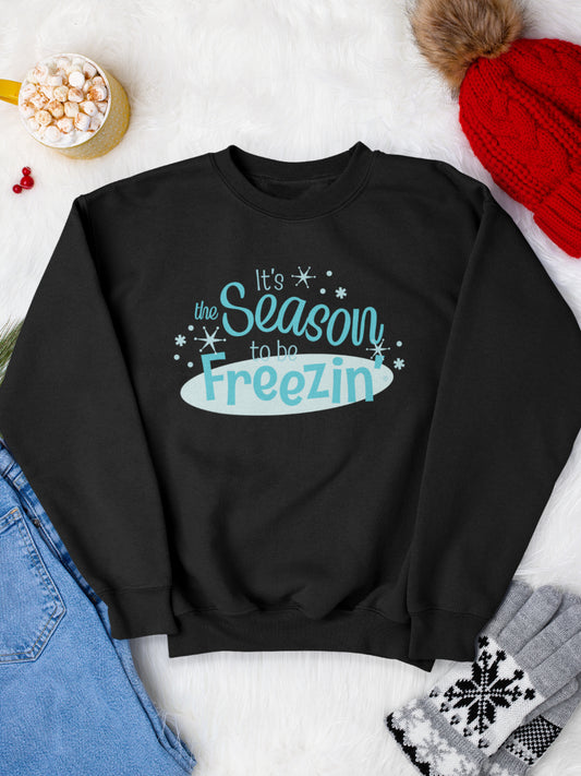 sweatshirt_bumbac_organic_premium_vegan_cadou_Craciun_Secret_Santa_negru_its_the_season_to_be_freezing_bluza_craciun