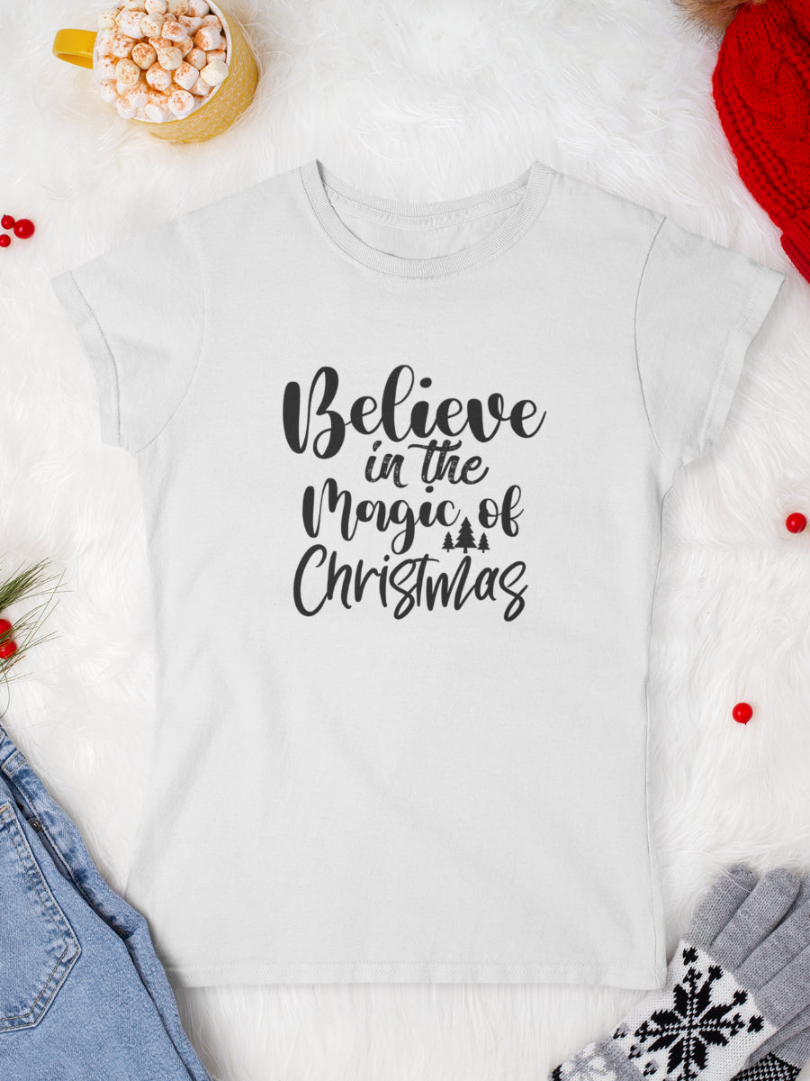 tricou_bumbac_organic_premium_vegan_cadou_Craciun_Secret_Santa_believe-in-the-magic-of-Christmas-alb-femei