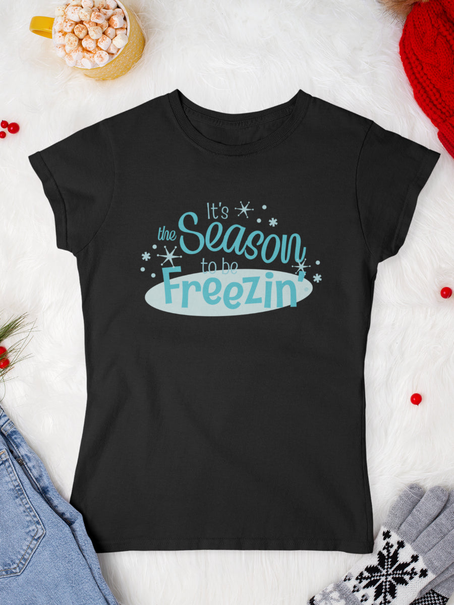     tricou_bumbac_organic_premium_vegan_cadou_Craciun_Secret_Santa_femei_negru_its_the_season_to_be_freezing